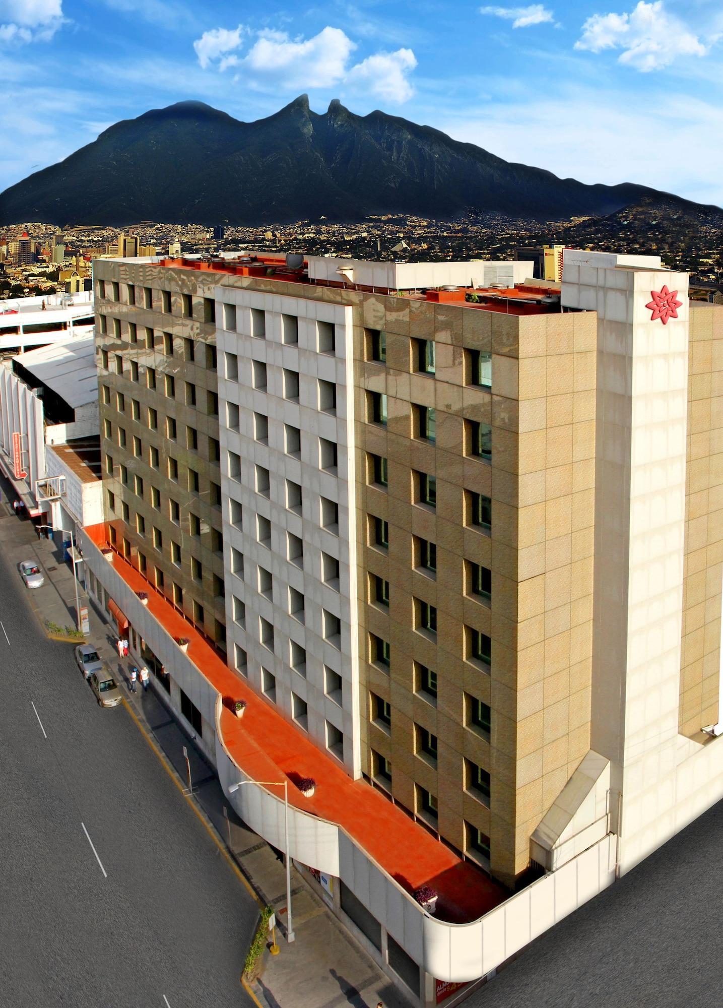 Travohotel Monterrey Historico Exterior foto